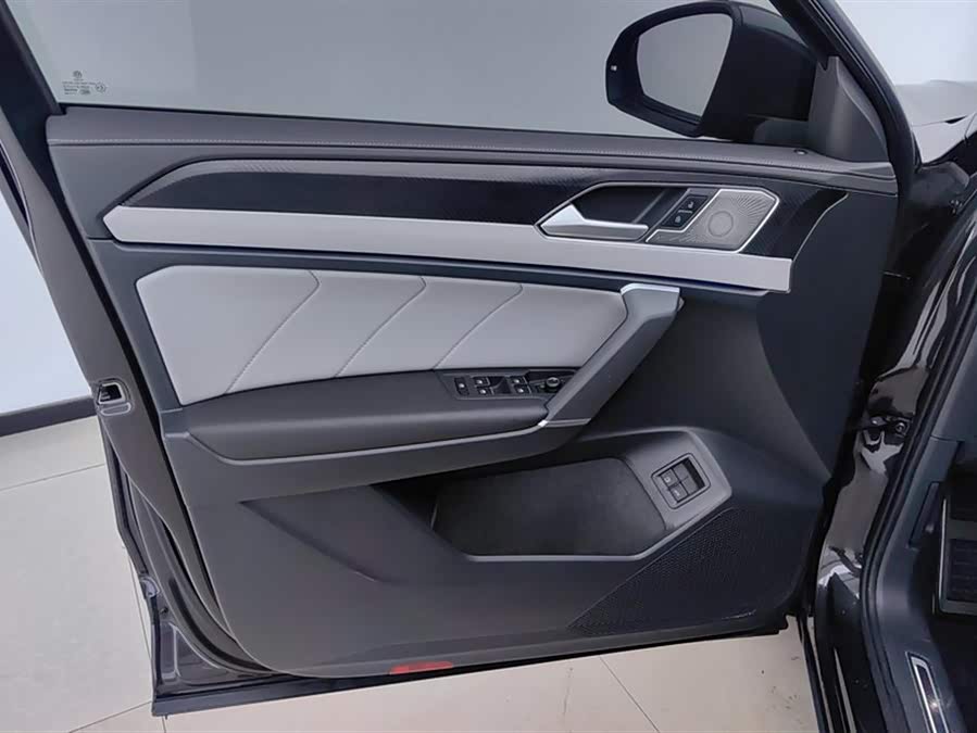 Volkswagen Tayron GTE 2024 #8 Volkswagen Tayron GTE 2024 immagine di auto #8