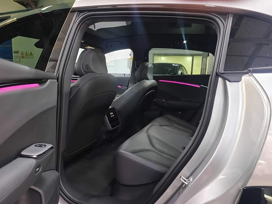 Xpeng G7 2025 #8 Xpeng G7 2025 immagine di auto #8