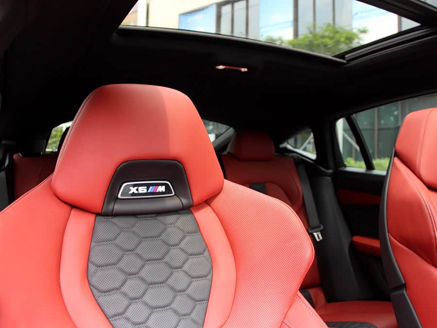 BMW X6 M 2023 car image #8