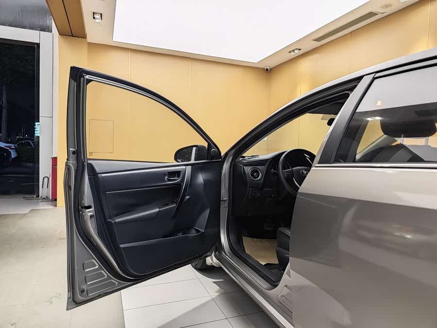 丰田 卡罗拉 2019 汽车图片 #8