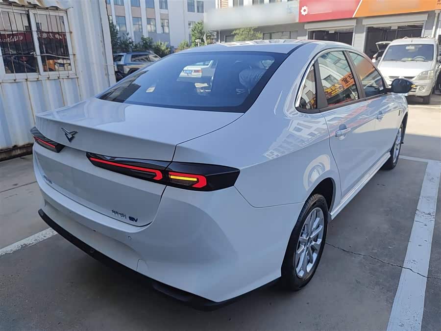 Kaiyi Xuandu EV 2025 #8 Kaiyi Xuandu EV 2025 изображение автомобиля #8