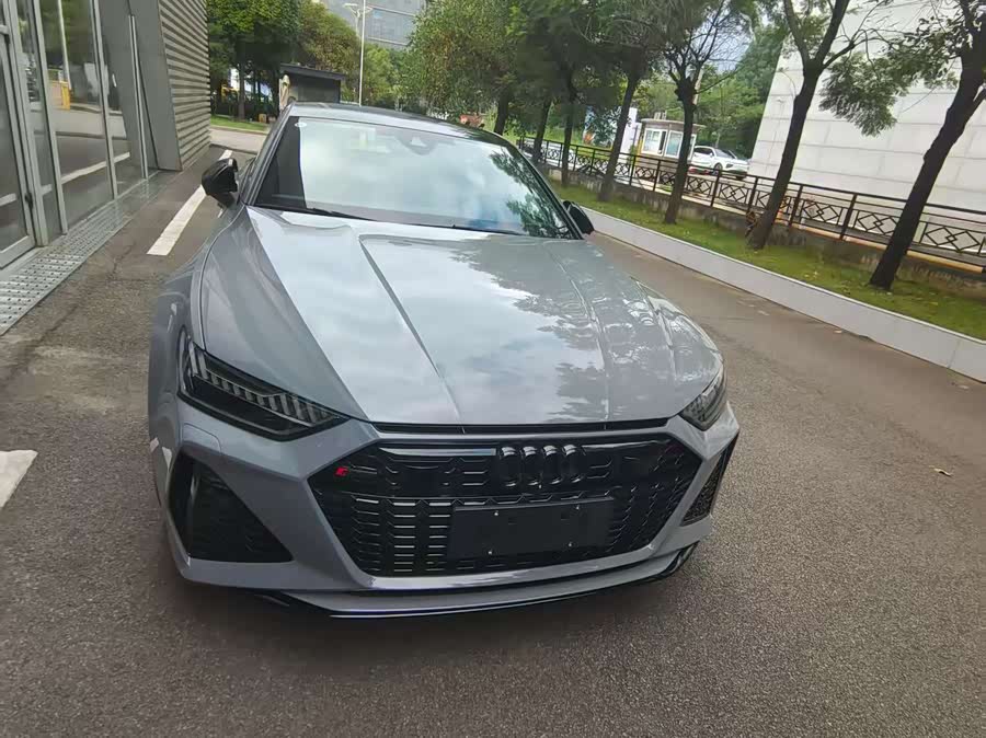 Audi RS 7 car image #8