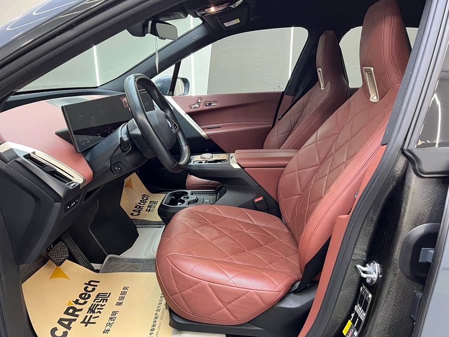 BMW iX M60 2023 car image #8