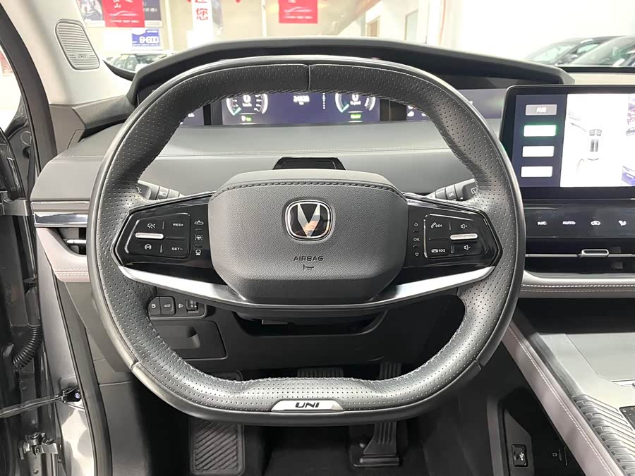 Changan UNI-K iDD 2022 car image #8