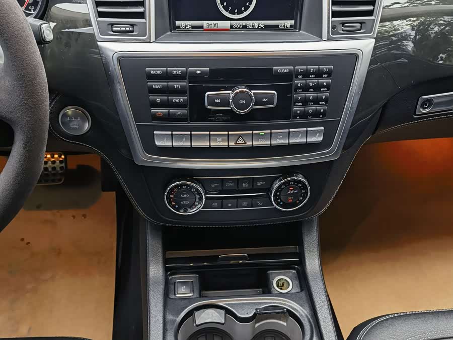 Mercedes-Benz GL AMG 2015 #8 Mercedes-Benz GL AMG 2015 изображение автомобиля #8