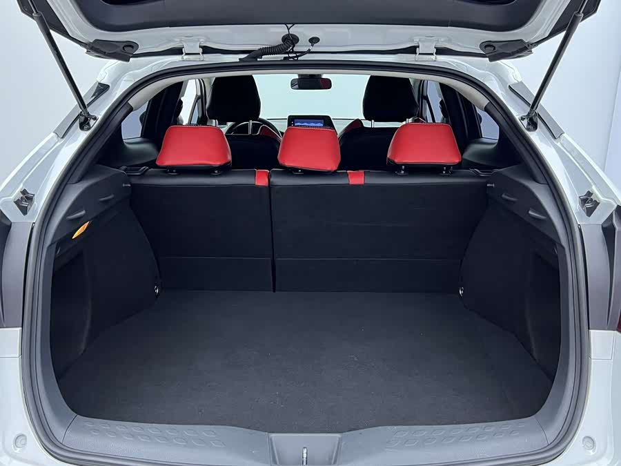 Toyota Izoa 2021 #8 Toyota Izoa 2021 immagine di auto #8