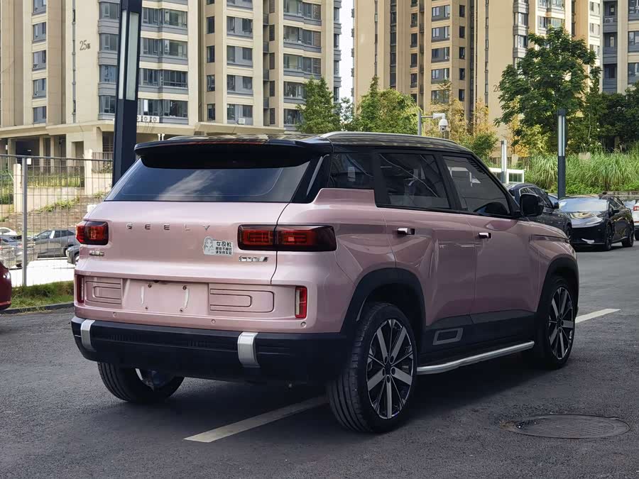 GEELY Monjaro MHEV 2022 car image #8