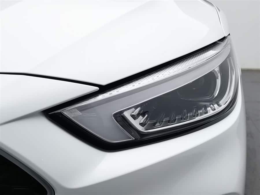 MG ZS 2019 car image #8