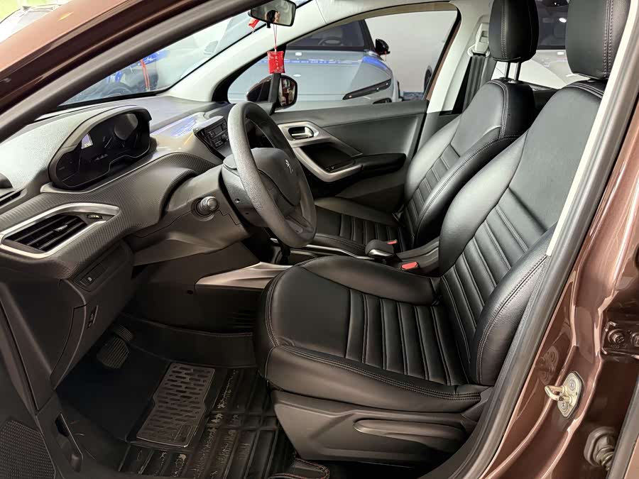 Peugeot 2008 2014 image de voiture #8