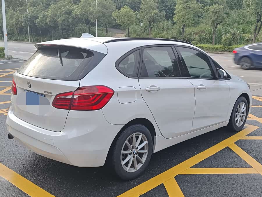 BMW 2 Series Tourer 2016 car image #8