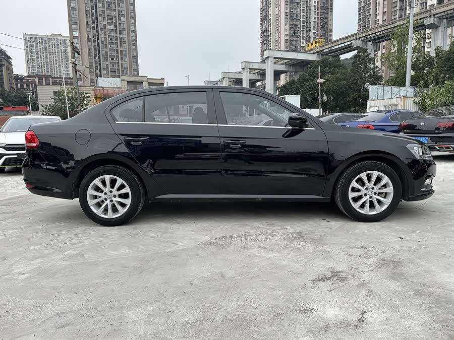 Volkswagen Lavida 2018 car image #8