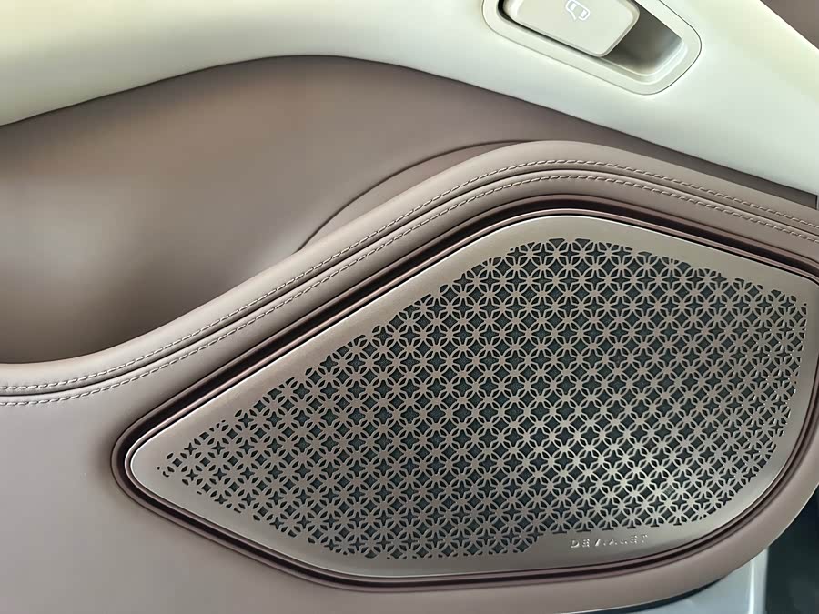 Denza Z9GT 2025 immagine di auto #8