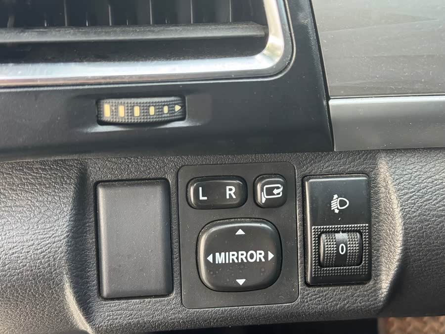 Haval H2 2017 car image #8