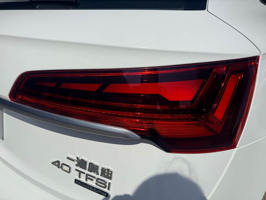 Audi Q5L 2022 car image #8