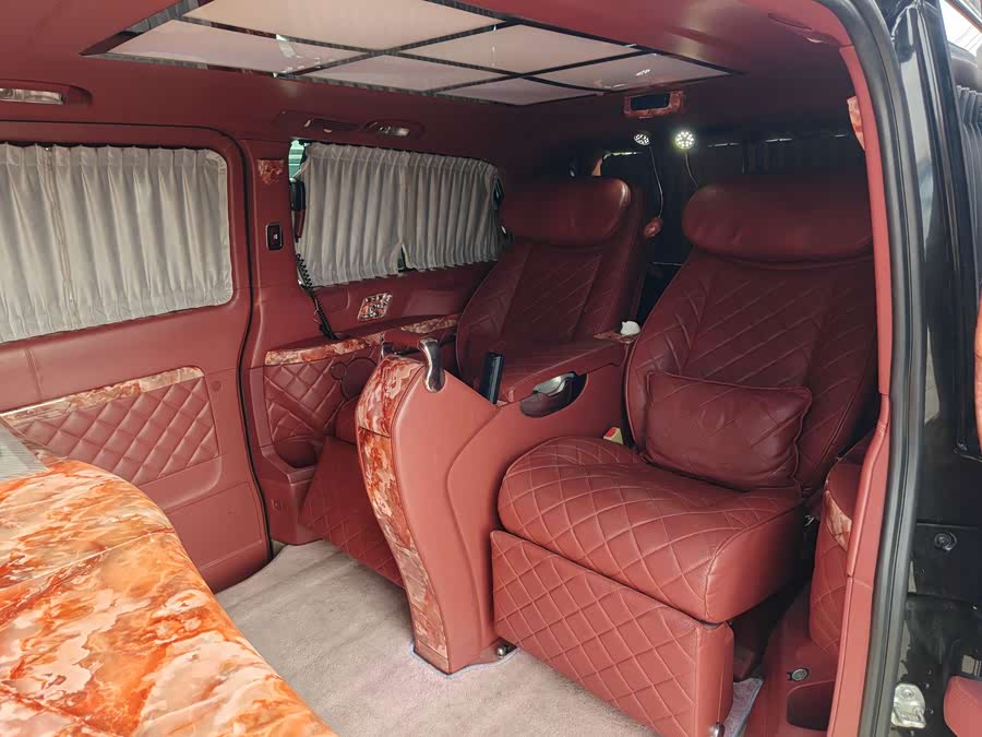 奔驰 唯雅诺 2016 汽车图片 #8