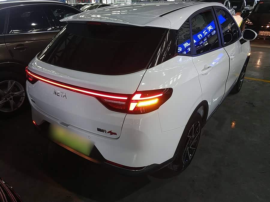 哪吒汽车 哪吒AYA 2024 汽车图片 #8