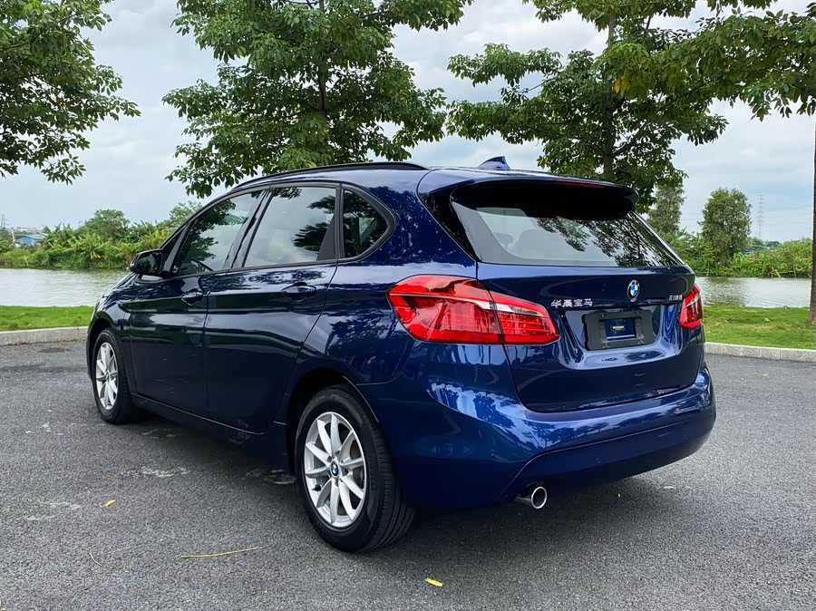 BMW 2 Series Tourer 2016 car image #8