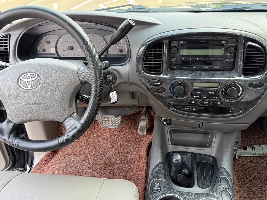 丰田 红杉 2003 汽车图片 #8