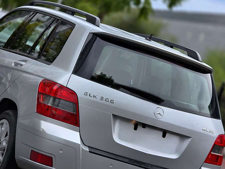 Mercedes-Benz GLK Class (Imported) 2010 #8 Mercedes-Benz GLK Class (Imported) 2010 car image #8
