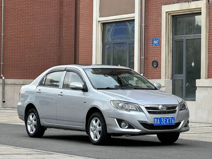 Toyota Reiz 2013 immagine di auto #8