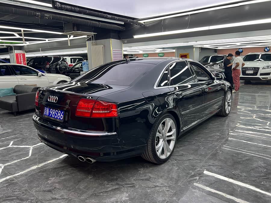 Audi S8 2008 car image #8