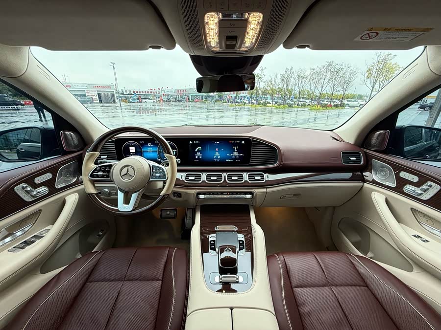 Mercedes-Benz Maybach GLS 2021 car image #8