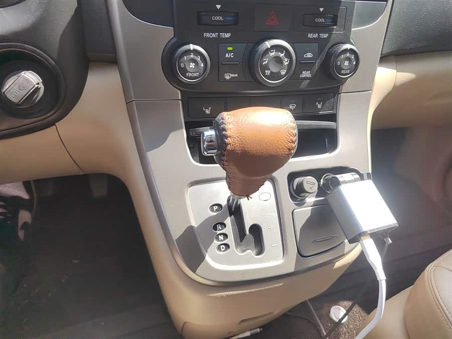 起亚 起亚VQ 2014 汽车图片 #8