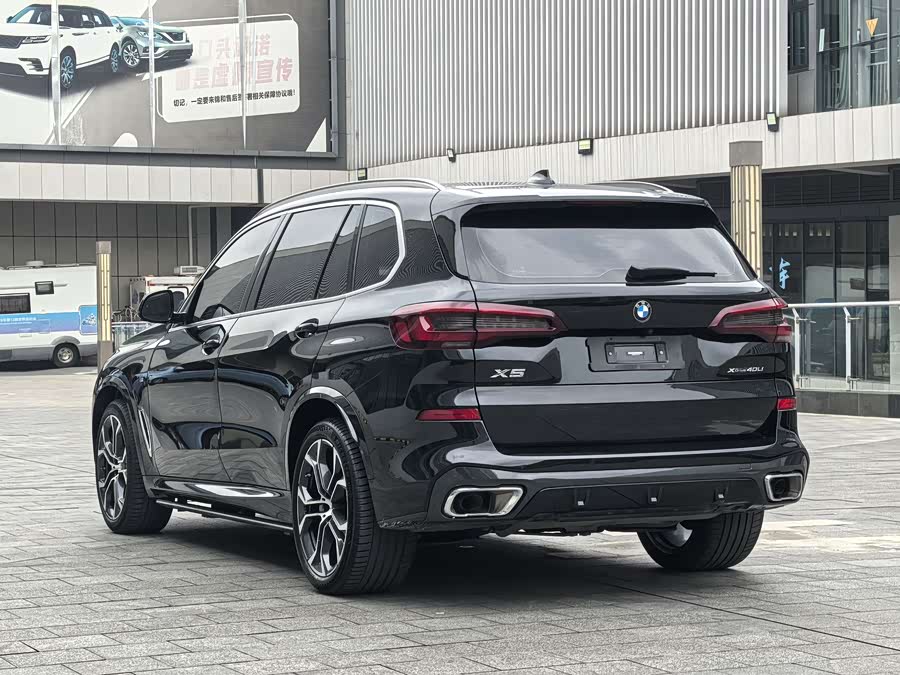BMW X5 2023 car image #8