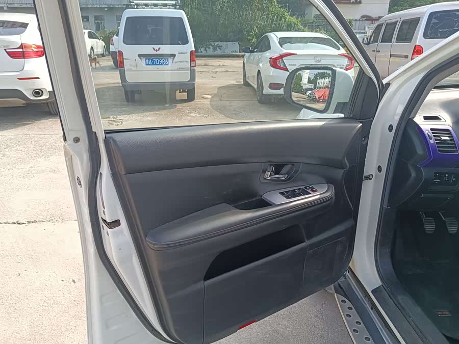 BYD S6 2015 #8 BYD S6 2015 car image #8