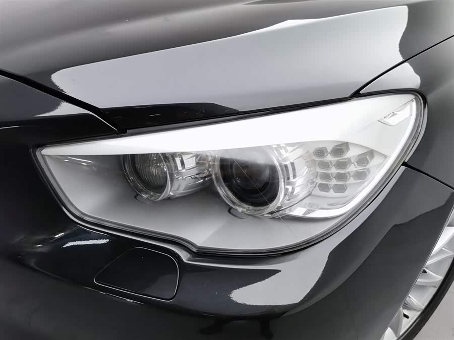 BMW 5 Series GT 2012 #8 BMW 5 Series GT 2012 immagine di auto #8