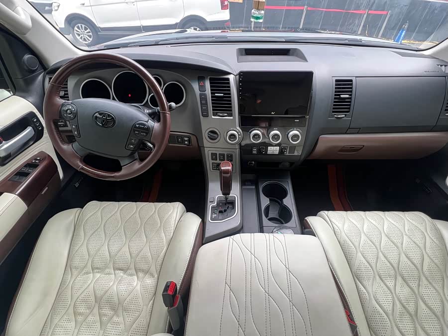 Toyota Sequoia 2013 #8 Toyota Sequoia 2013 immagine di auto #8