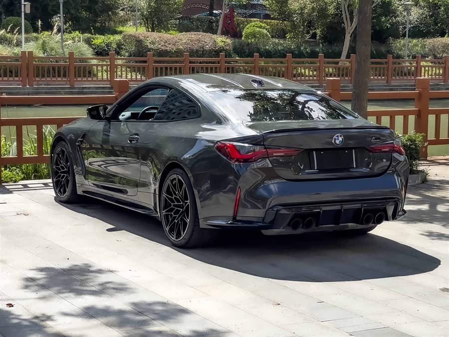 BMW M4 2024 imagem de carro #8