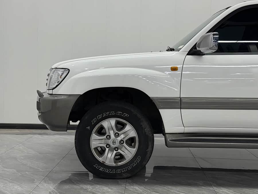 Toyota Land Cruiser 2005 car image #8