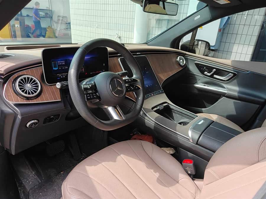 Mercedes-Benz EQE SUV 2024 car image #8