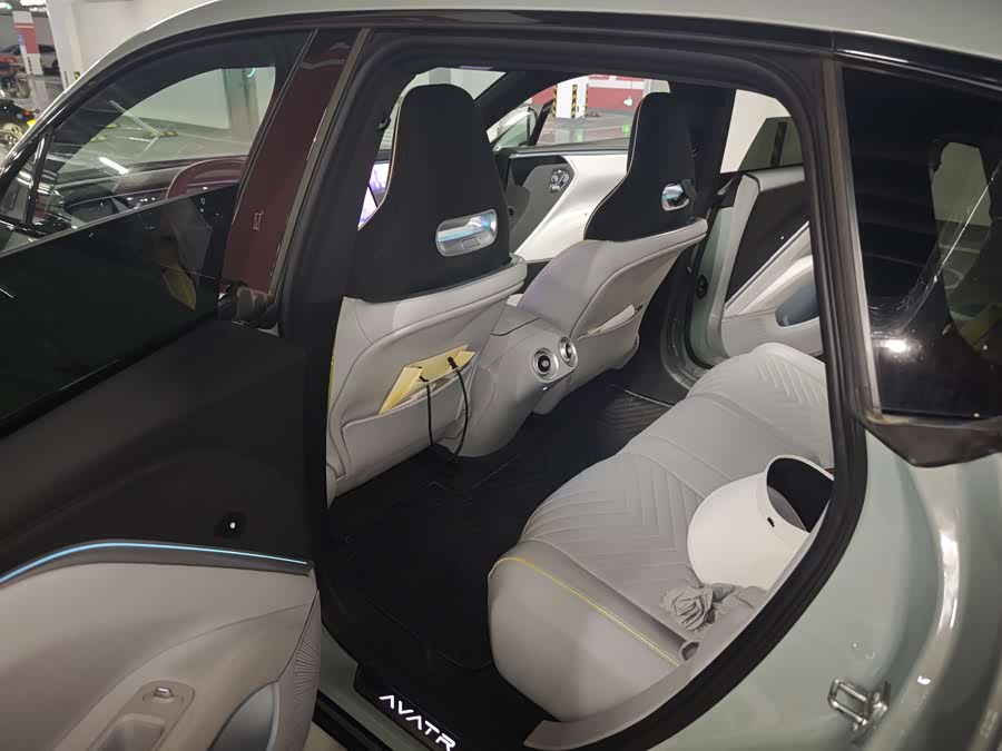 Avatr 11 2022 #8 Avatr 11 2022 car image #8