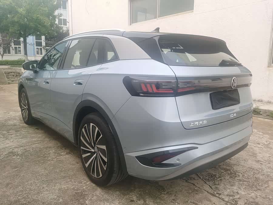 Volkswagen ID.4 X 2024 immagine di auto #8