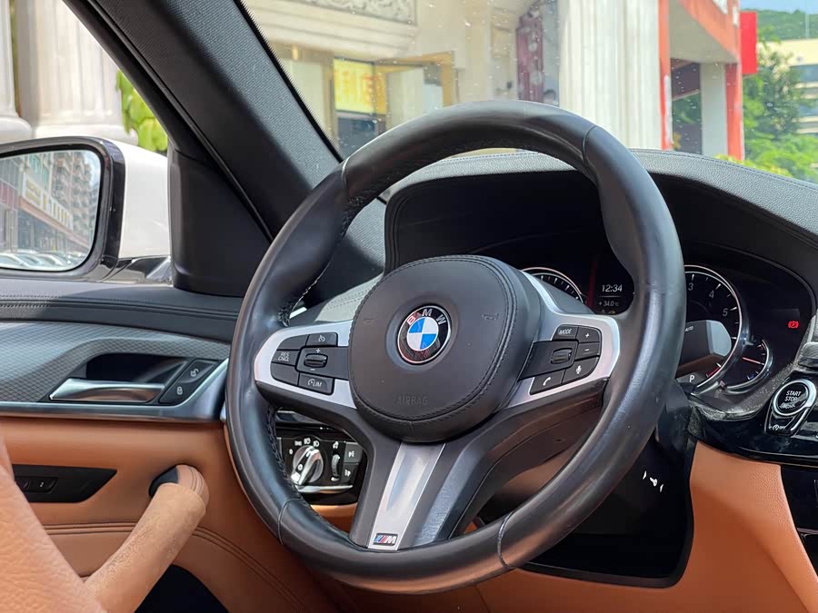 BMW 5 Series (Imported) 2018 #8 BMW 5 Series (Imported) 2018 car image #8