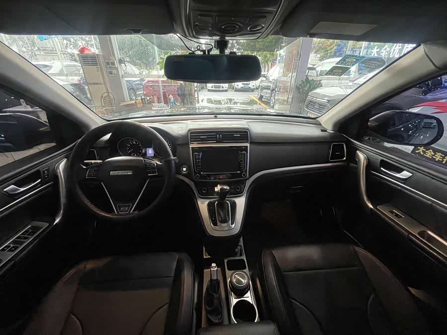 Haval H2 2018 #8 Haval H2 2018 car image #8