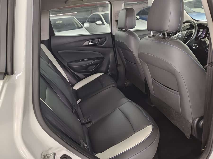 Changan CS15 EV 2018 immagine di auto #8