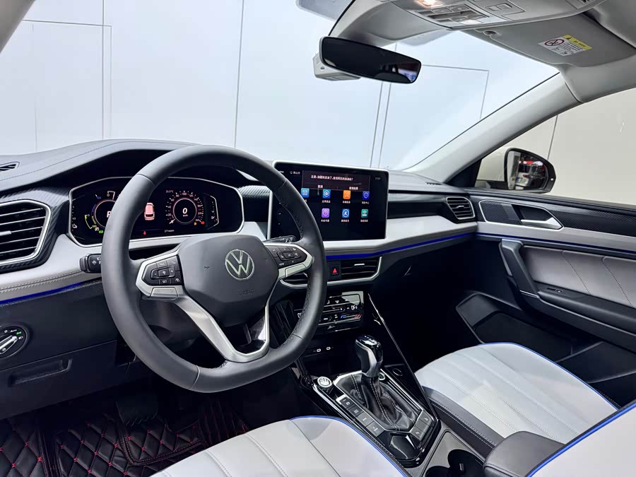 Volkswagen Tayron GTE 2023 car image #8