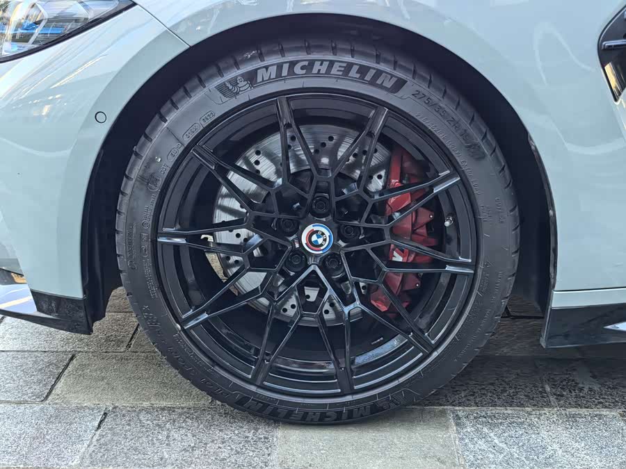 BMW M4 2022 car image #8