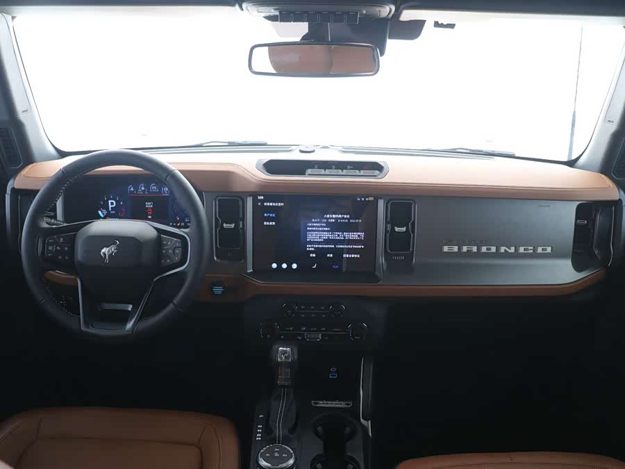 Ford Bronco 2025 immagine di auto #8