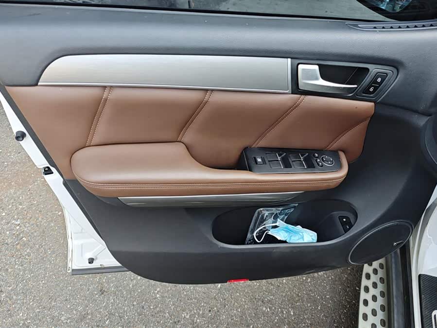 Haval H8 2018 #8 Haval H8 2018 car image #8