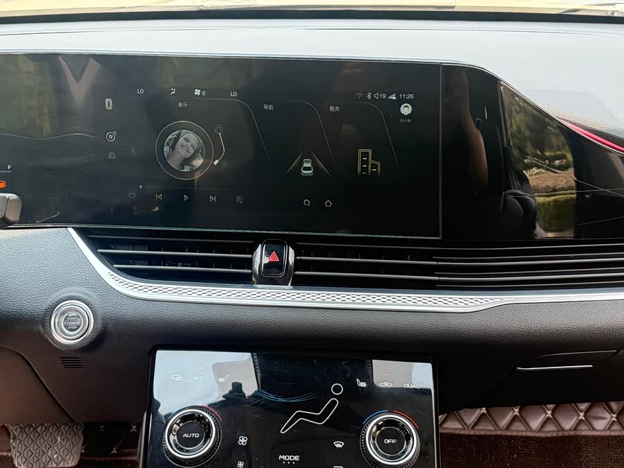 2022 #8 2022 car image #8
