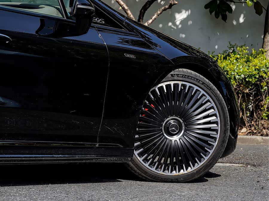 Mercedes-Benz EQS AMG 2023 #8 Mercedes-Benz EQS AMG 2023 car image #8
