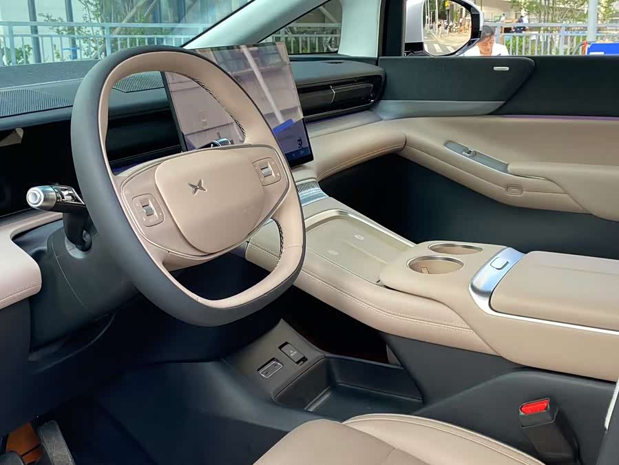 Xpeng X9 2024 immagine di auto #8