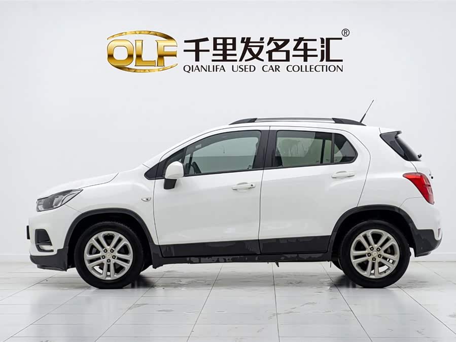 Chevrolet Tracker 2019 immagine di auto #8