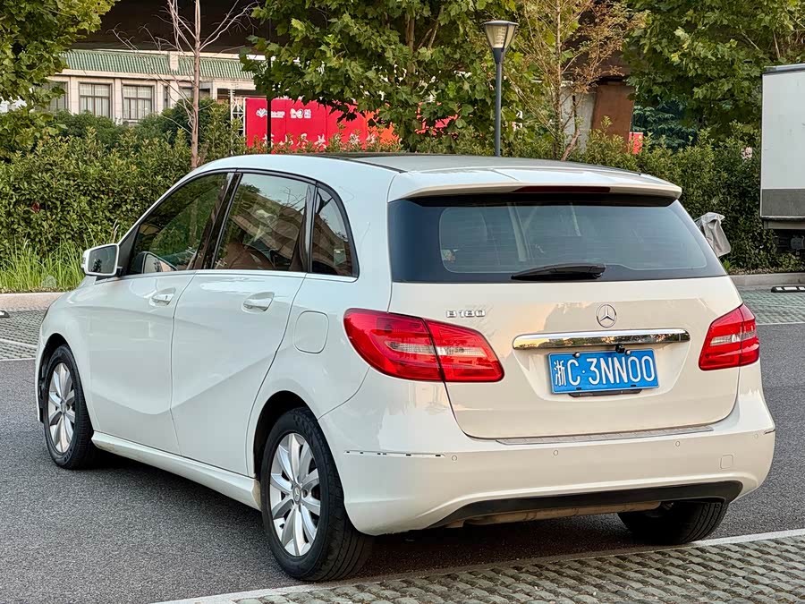 Mercedes-Benz B Class 2014 #8 Mercedes-Benz B Class 2014 car image #8