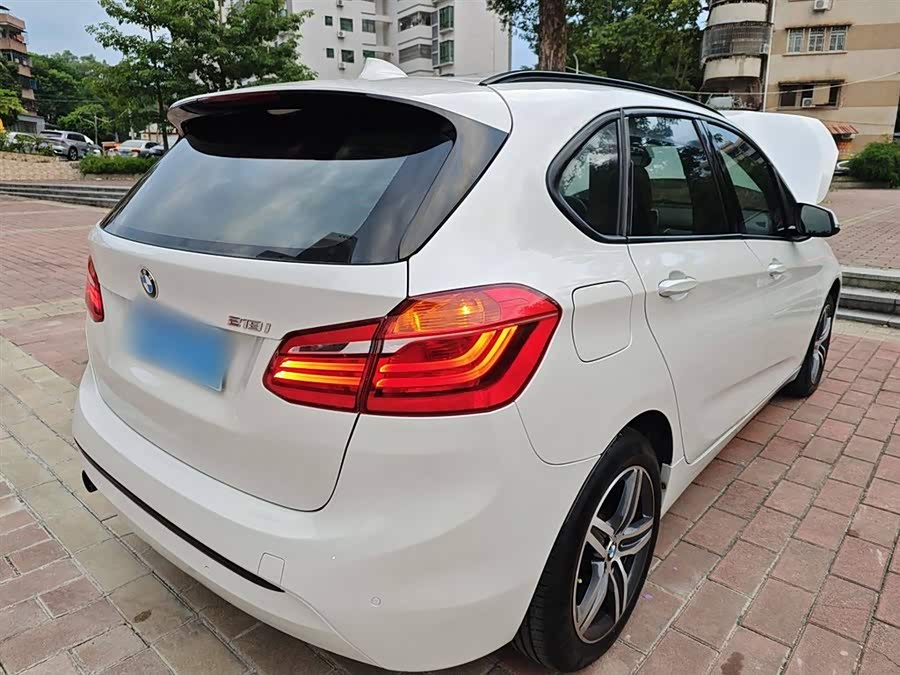 BMW 2 Series Tourer (Imported) 2015 #8 BMW 2 Series Tourer (Imported) 2015 immagine di auto #8