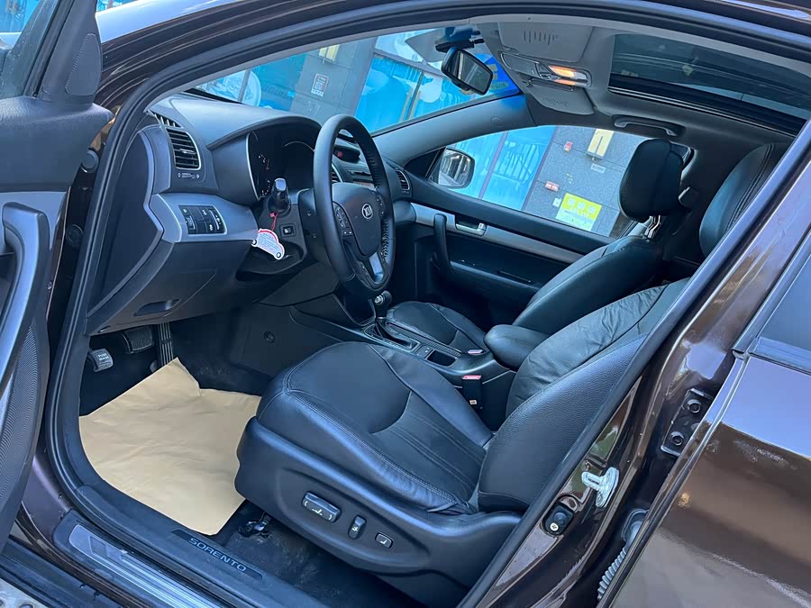 Kia Sorento 2014 immagine di auto #8